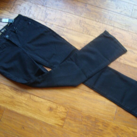 NWT KARDASHIAN Kollection Jeans Khloe Curvy Slim Bootcut Black size 8 - Picture 1 of 11
